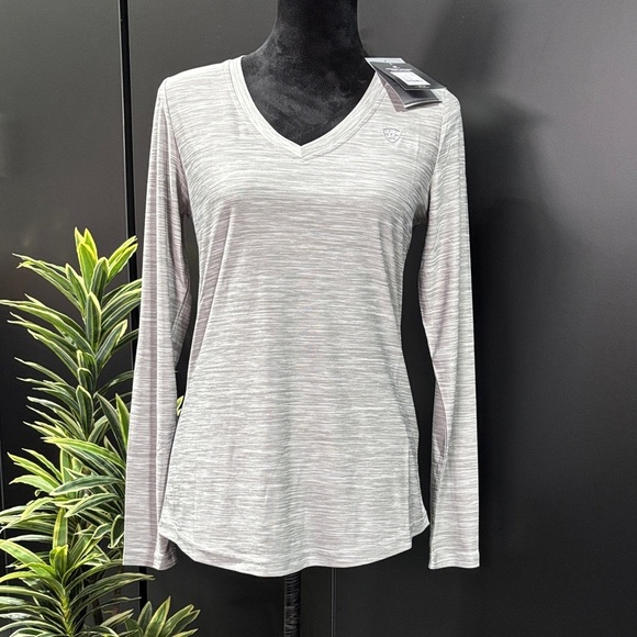 Ariat Tops - AriatTek Laguna Performance fabric,moisture movement,v-neck,stretch,logo chest